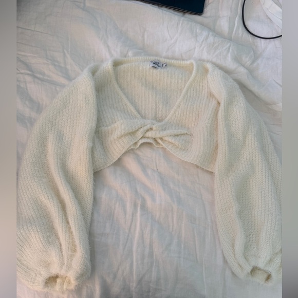 Princess Polly Sweater - Picture 2 of 3